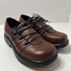 Dansko Janika Brown Lace Up Oxford Clogs Women’s Size 37 EU/US 6.5